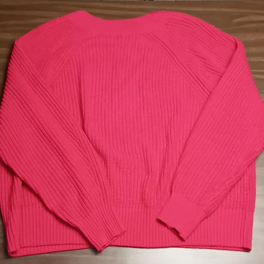 A New Day Magenta Pink Heavy Knit V Neck Sweater XXL - Picture 2 of 4